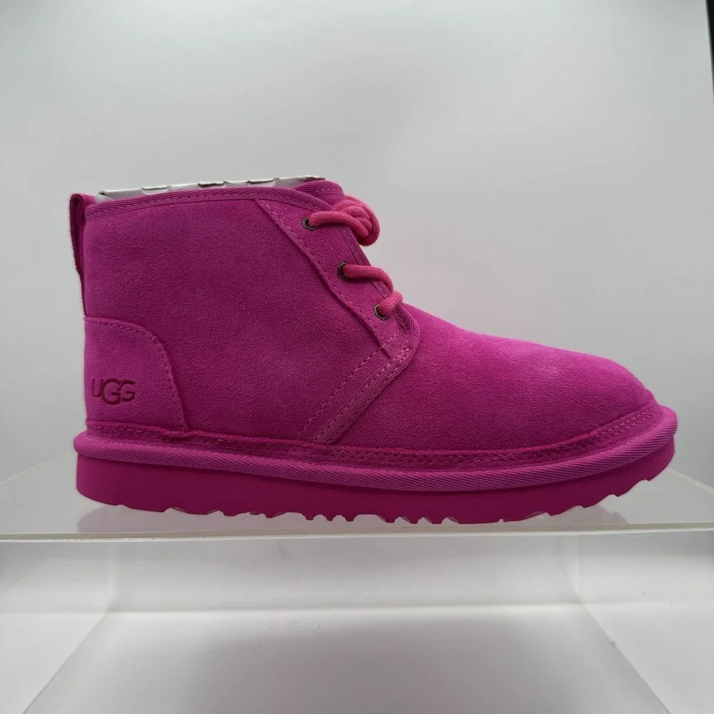 Brand New UGG Neumel II Rose Pink Chukka Ankle Boots Size 5 Big Kids 1017320K
